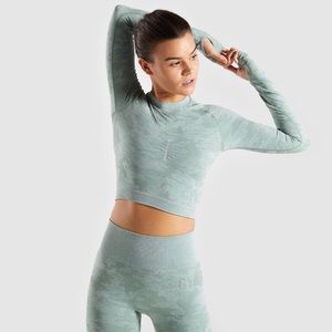 CAMO SEAMLESS LONG SLEEVE CROP TOP